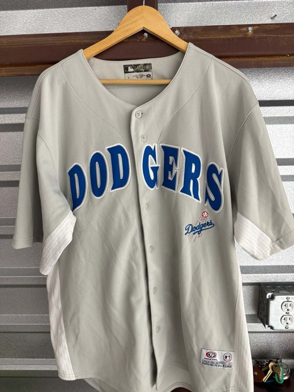 True Fan Dodgers Jersey